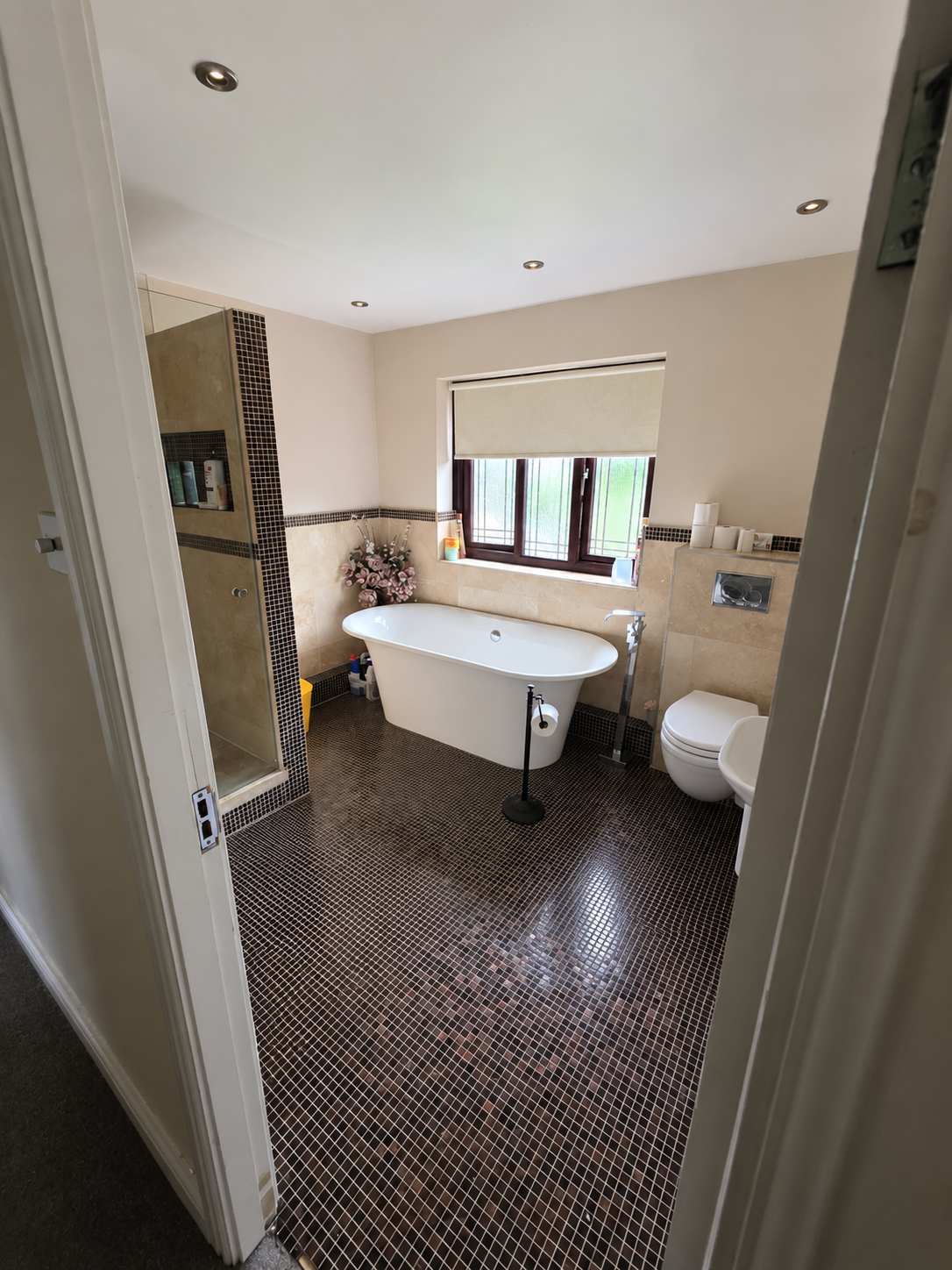 Twin bedroom
